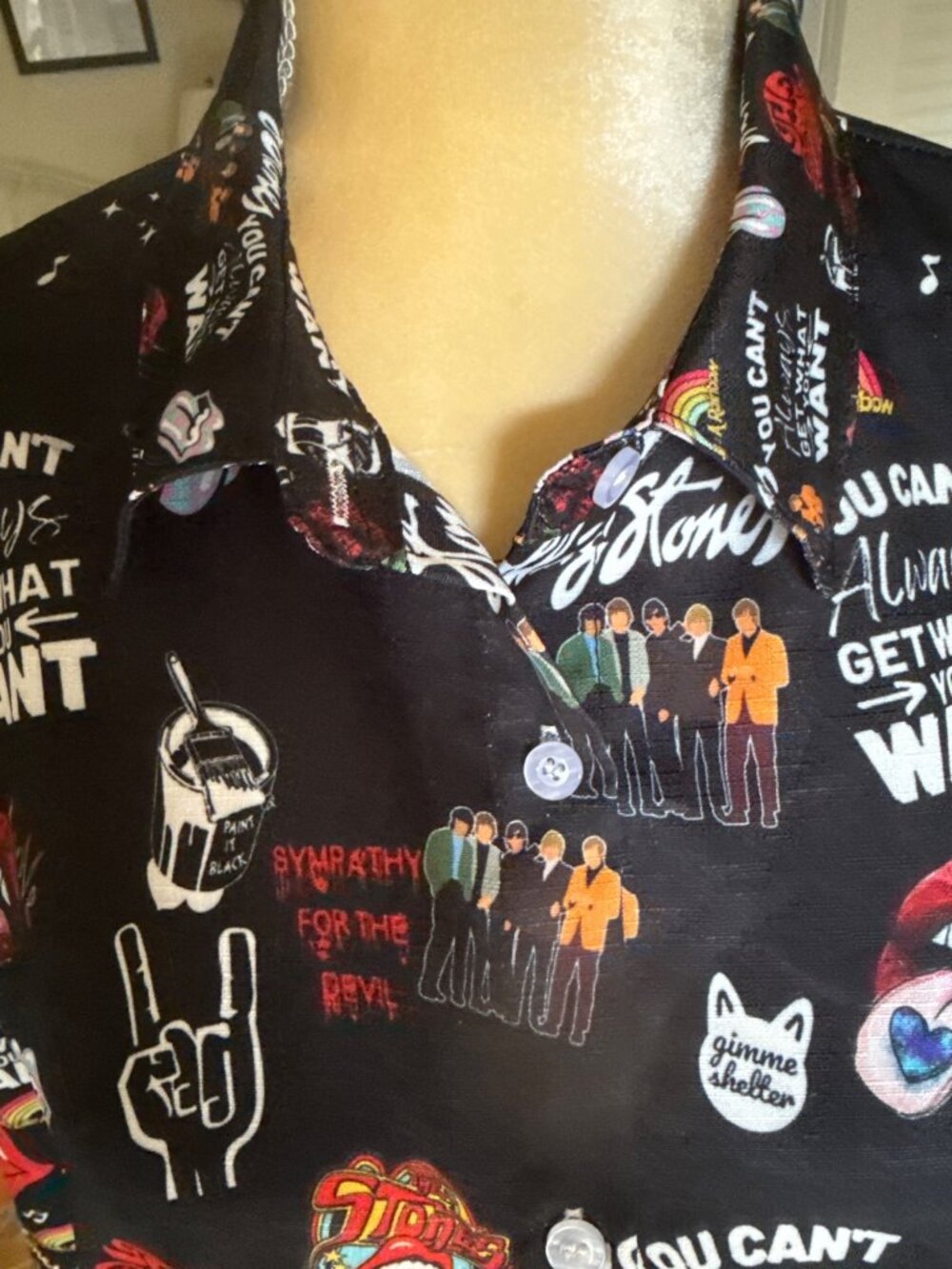 The Rolling Stones Multicolor Graphic Long-Sleeve Button-Up Shirt Women’s Size L - Picture 2 of 6